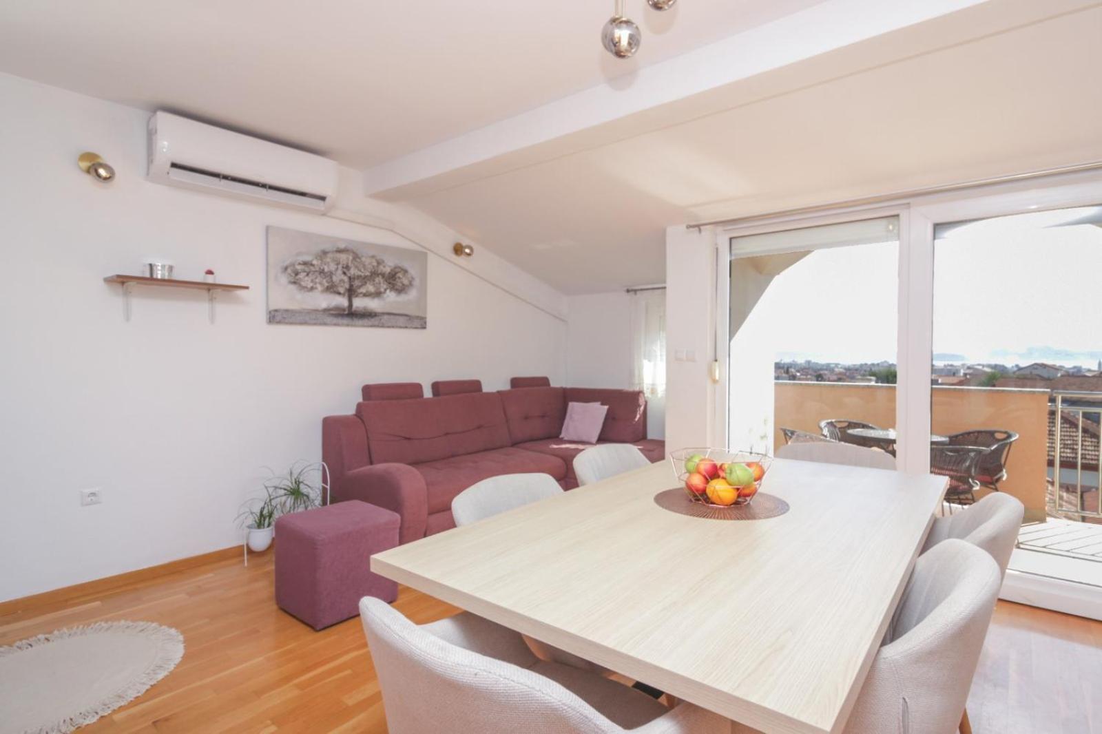 Apartman Lara Zara Esterno foto