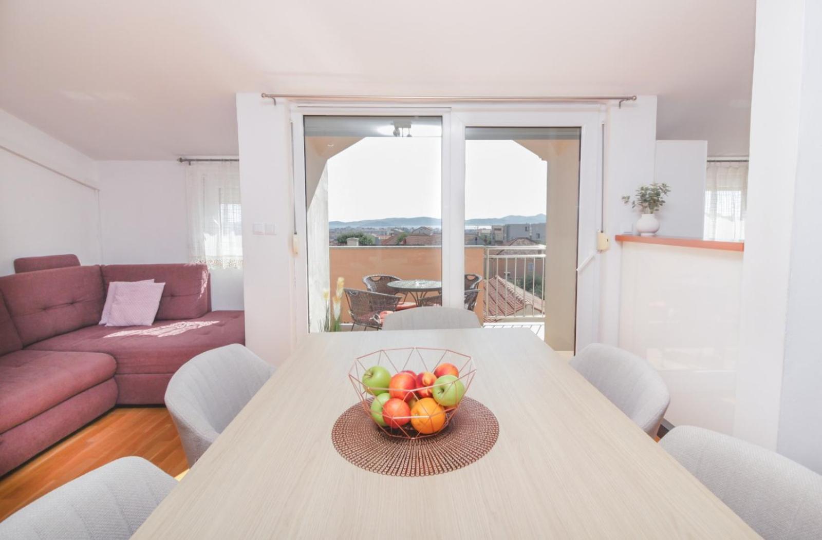 Apartman Lara Zara Esterno foto