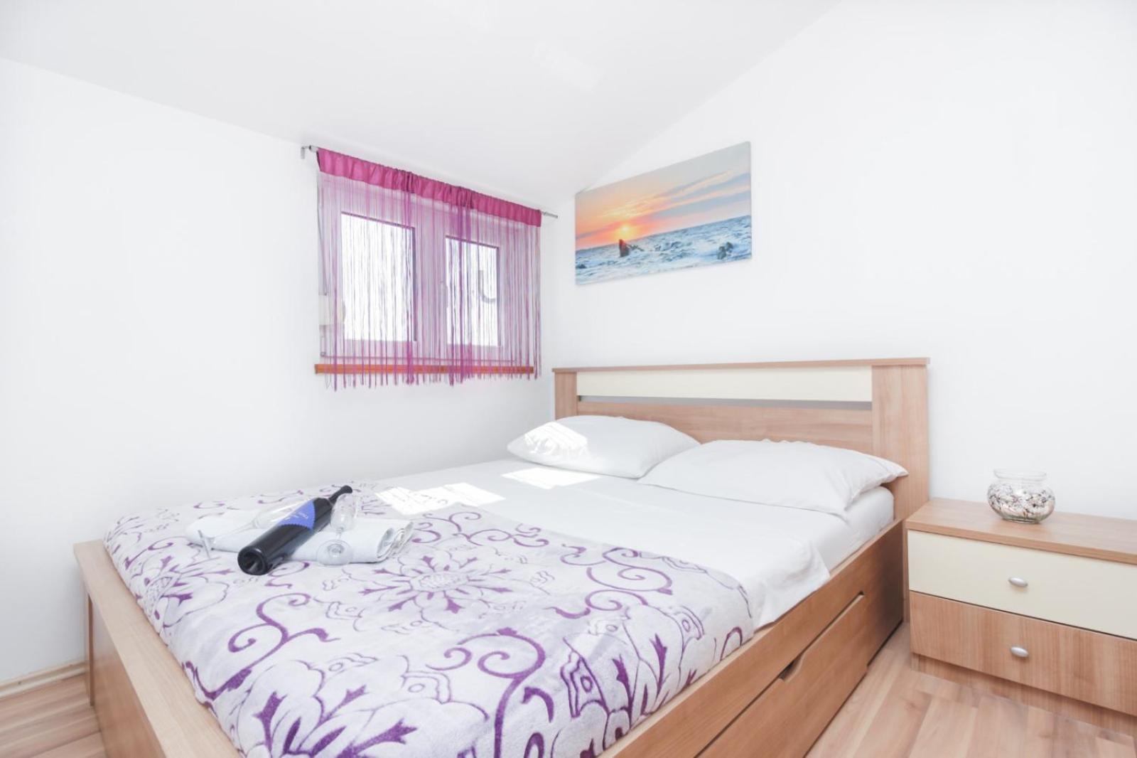 Apartman Lara Zara Esterno foto