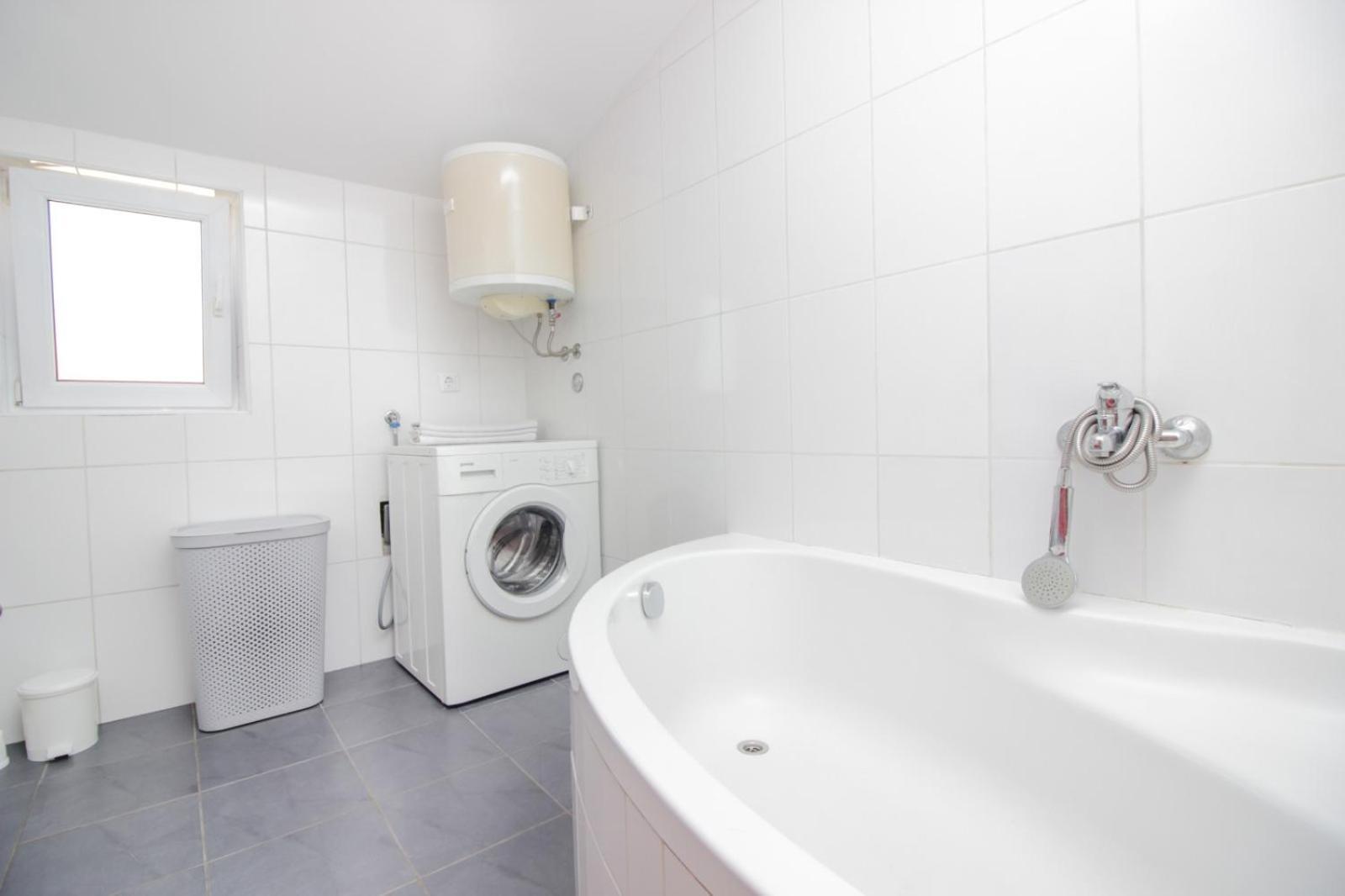 Apartman Lara Zara Esterno foto