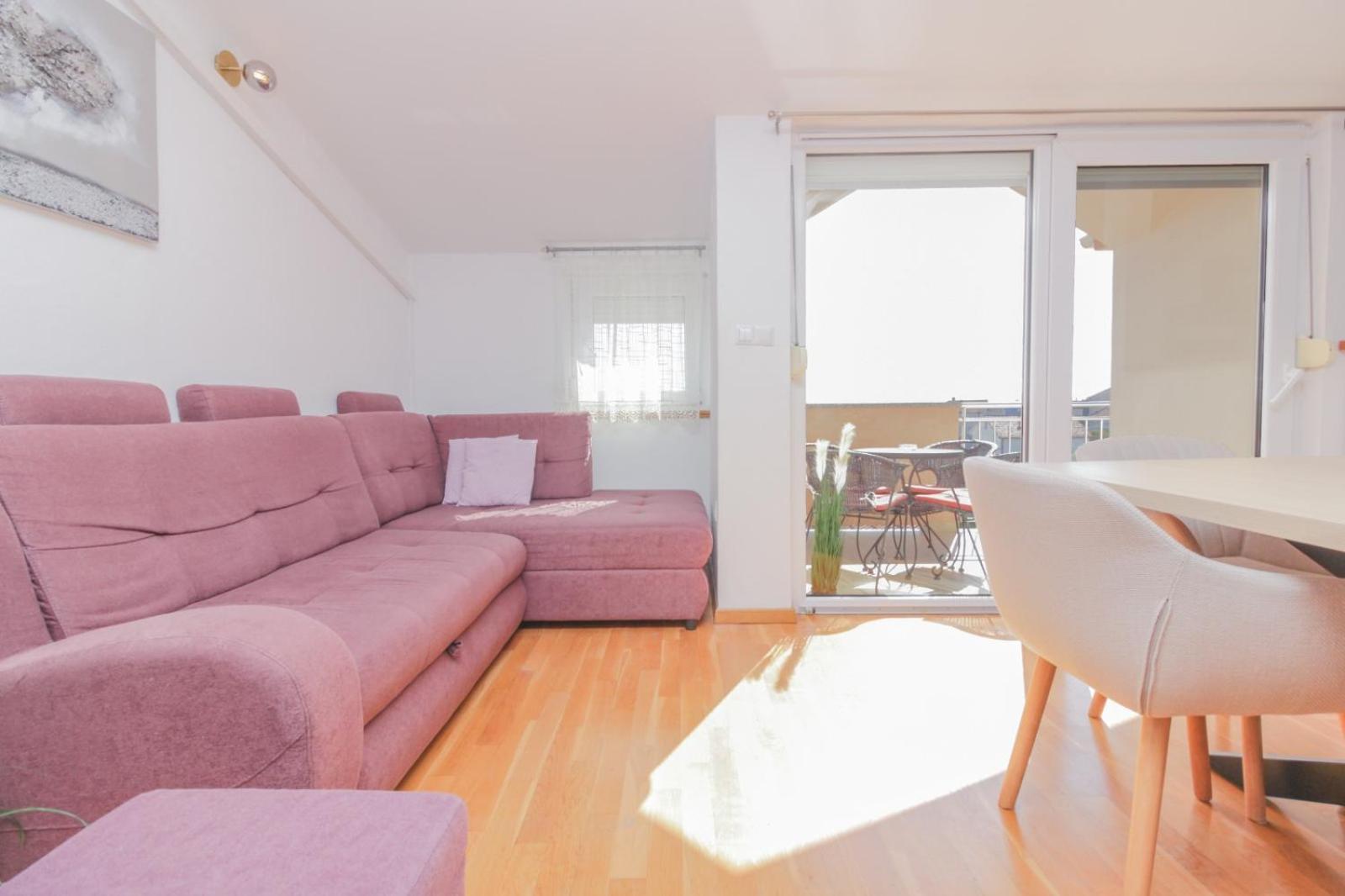 Apartman Lara Zara Esterno foto