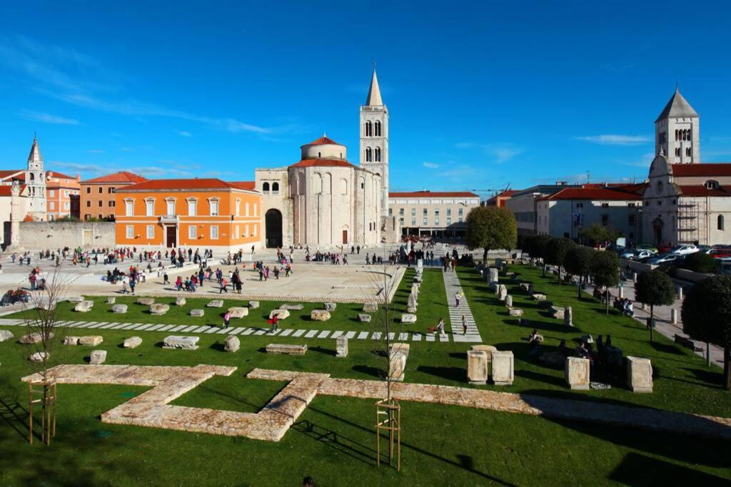 Apartman Lara Zara Esterno foto