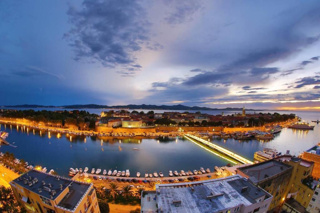 Apartman Lara Zara Esterno foto